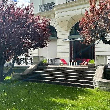 Magnificent Duplex In A Former Palace 公寓